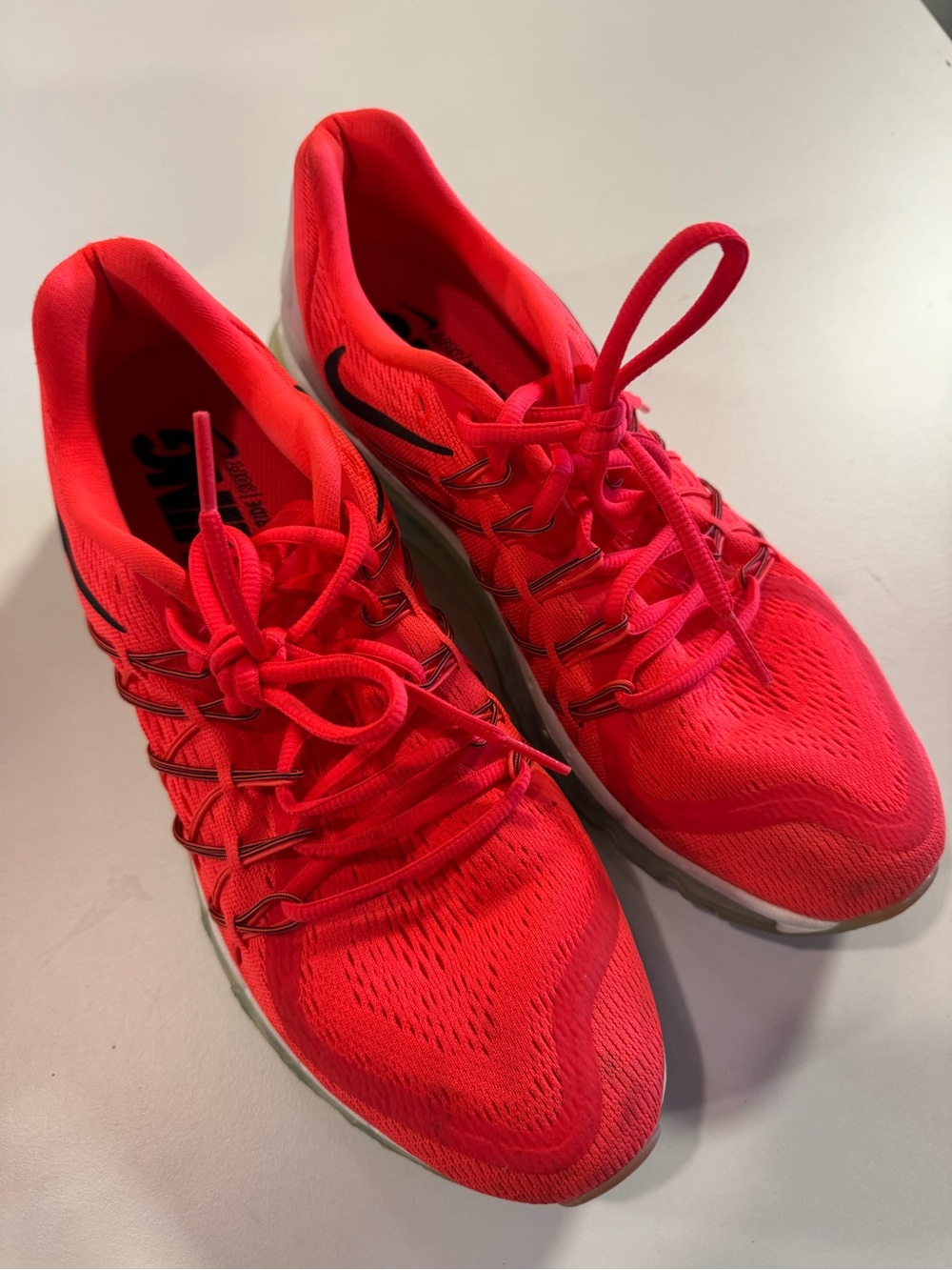 Men’s Nike Red Air Max Sneaker
